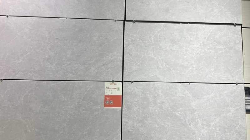 选择厂家直销的大理石瓷砖，可以享受以下优势：